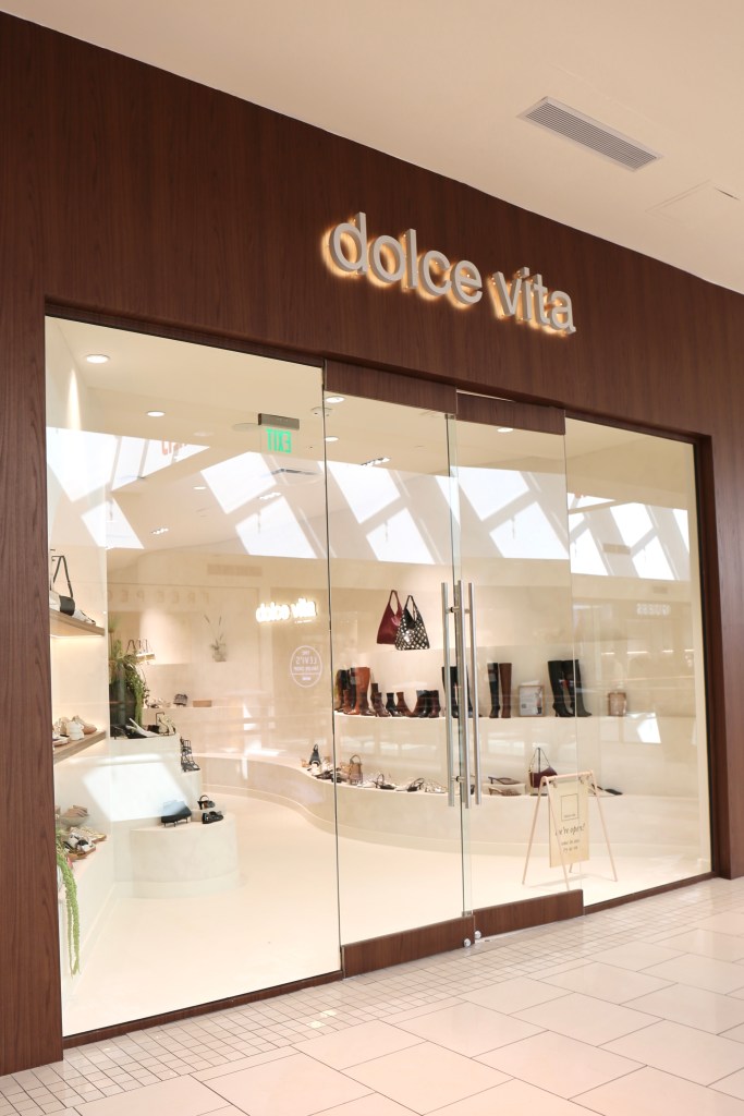 Dolce Vita, store, shoes, shoe store, retail, Aventura mall, Aventura, Miami, shopping, malls