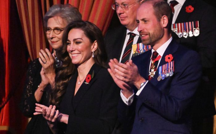 LONDON, ENGLAND - NOVEMBER 9:  Britain's Catherine, Princess of Wales (L) and Prince William, Prince of Wales (R) attend the Royal British Legion Festival of Remembrance at the Royal Albert Hall on November 9, 2024 in London, England. (Photo by Chris J. Ratcliffe - WPA Pool/Getty Images)