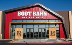 Boot Barn, store, earnings