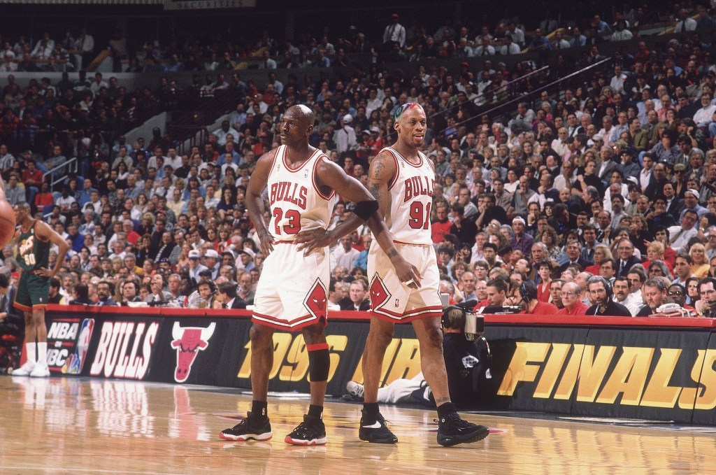 Michael Jordan Wears Air Jordan 11 Playoffs