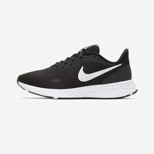 Nike Revolution Wide 5 Running Shoe