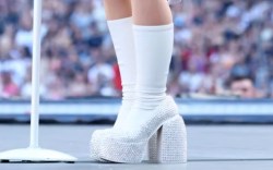 Sabrina Carpenter’s 2024 Shoe Style